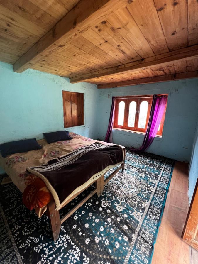 Old Brahma Homestay Kalgha Exterior photo